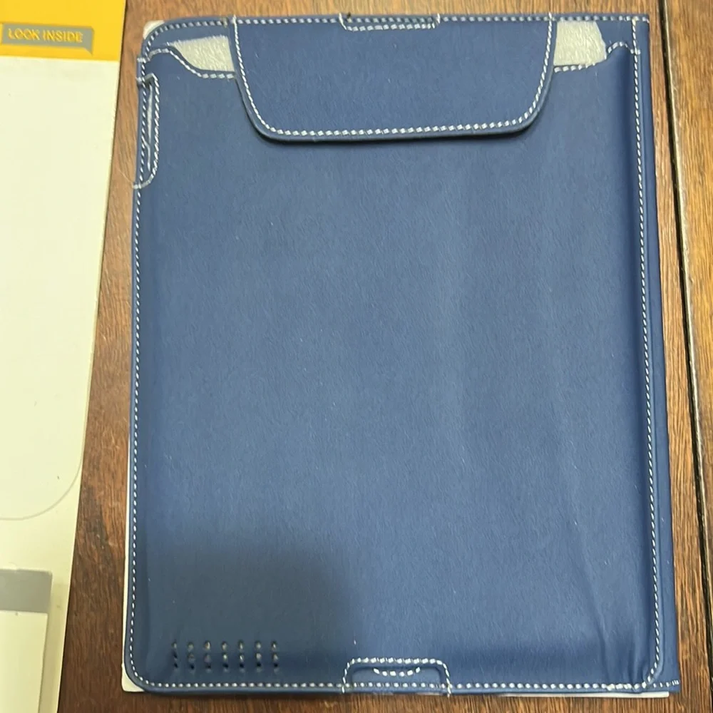 Targus Blue Padded 2nd & 3rd Generation Cover